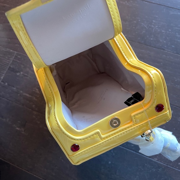READ like new Kate Spade 3D NYC Taxi Yellow Cab Crossbody Bag KI975 Novelty - Picture 11 of 14